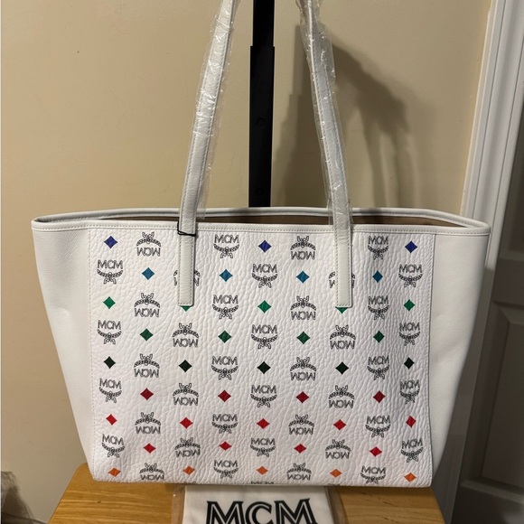MCM White Multicolor Logo Tote Bag - Picture 2 of 9